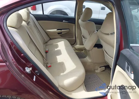 2011 Honda Accord 2.4 Lx z USA, uszkodzony, nr VIN 1HGCP2F36BA071188